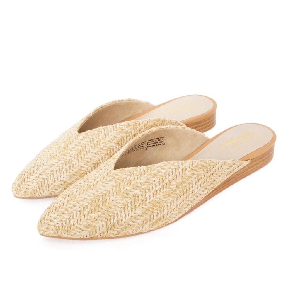 Seychelles Straw Flat Mules Pointed Toe Beige Tan